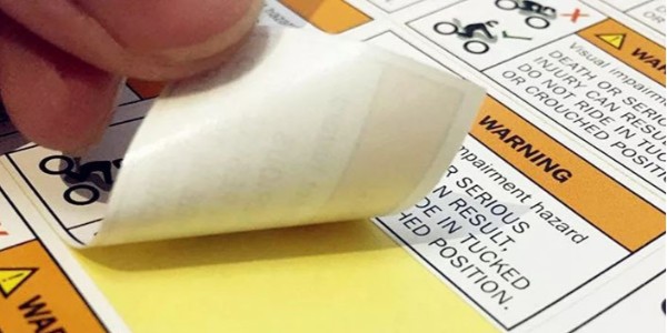 如何能讓（ràng）PVC不幹（gàn）膠貼紙貼得更牢固，不翹標呢？