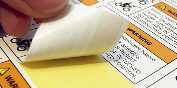 如何去掉（diào）電動車上的飾紋不幹膠材料？
